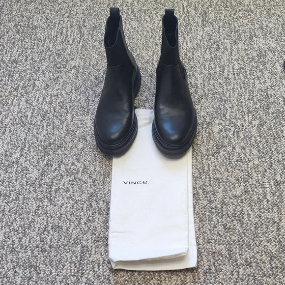 ✨ Brand new Vince Litton Leather Chelsea Boots✨ - Picture 3 of 7